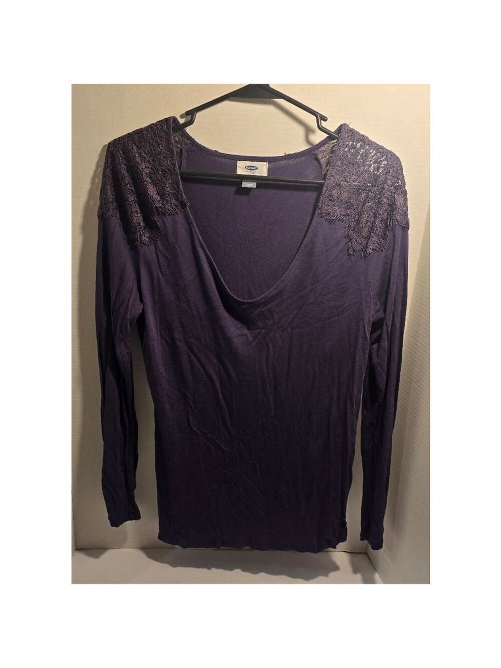 Women's Old Navy Size medium shirt